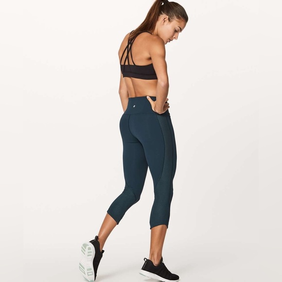 lululemon Crop Leggings - Picture 2 of 9